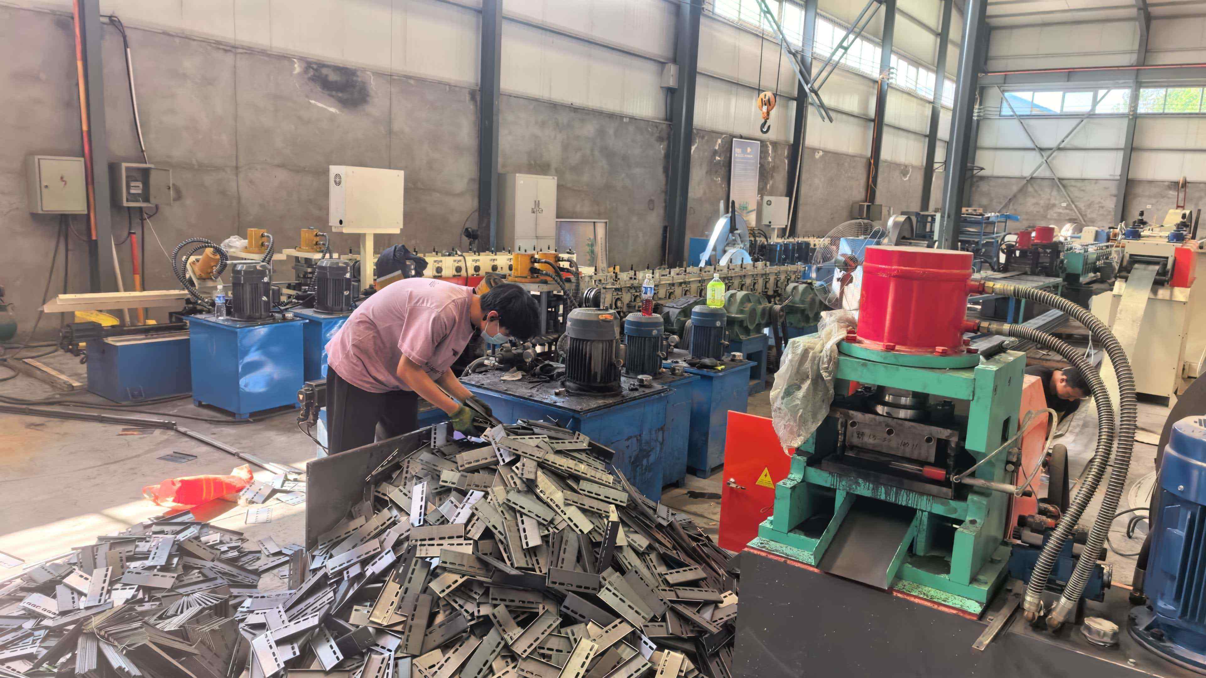 哈尔滨市热浸锌桥架室外桥架 - 厂家
